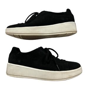 Clark’s 9.5 Layton Lace Up Black Leather Platform Sneakers S10